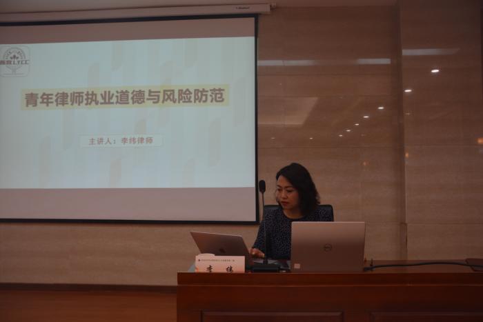 64be2fb236c2d.jpg 326a08f9c97934ca6f297c2c41113411.jpg